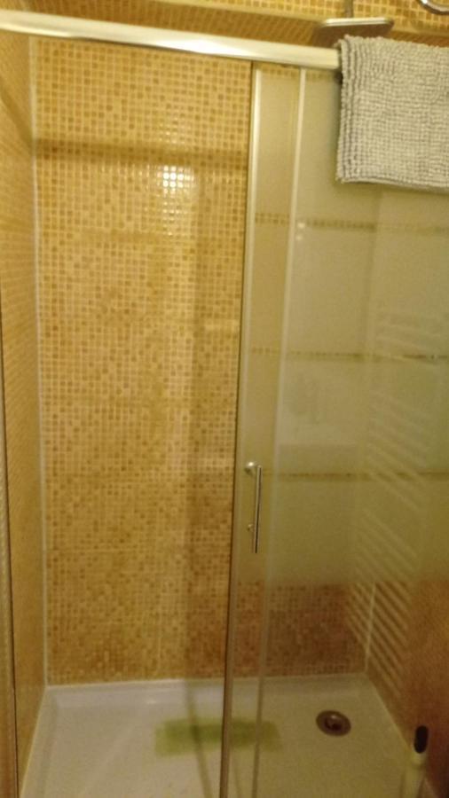 Zapaterias Apartamento Leão Exterior foto