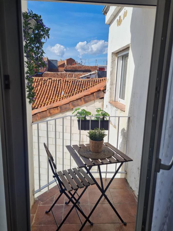 Zapaterias Apartamento Leão Exterior foto