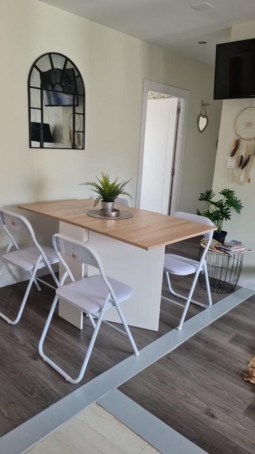 Zapaterias Apartamento Leão Exterior foto
